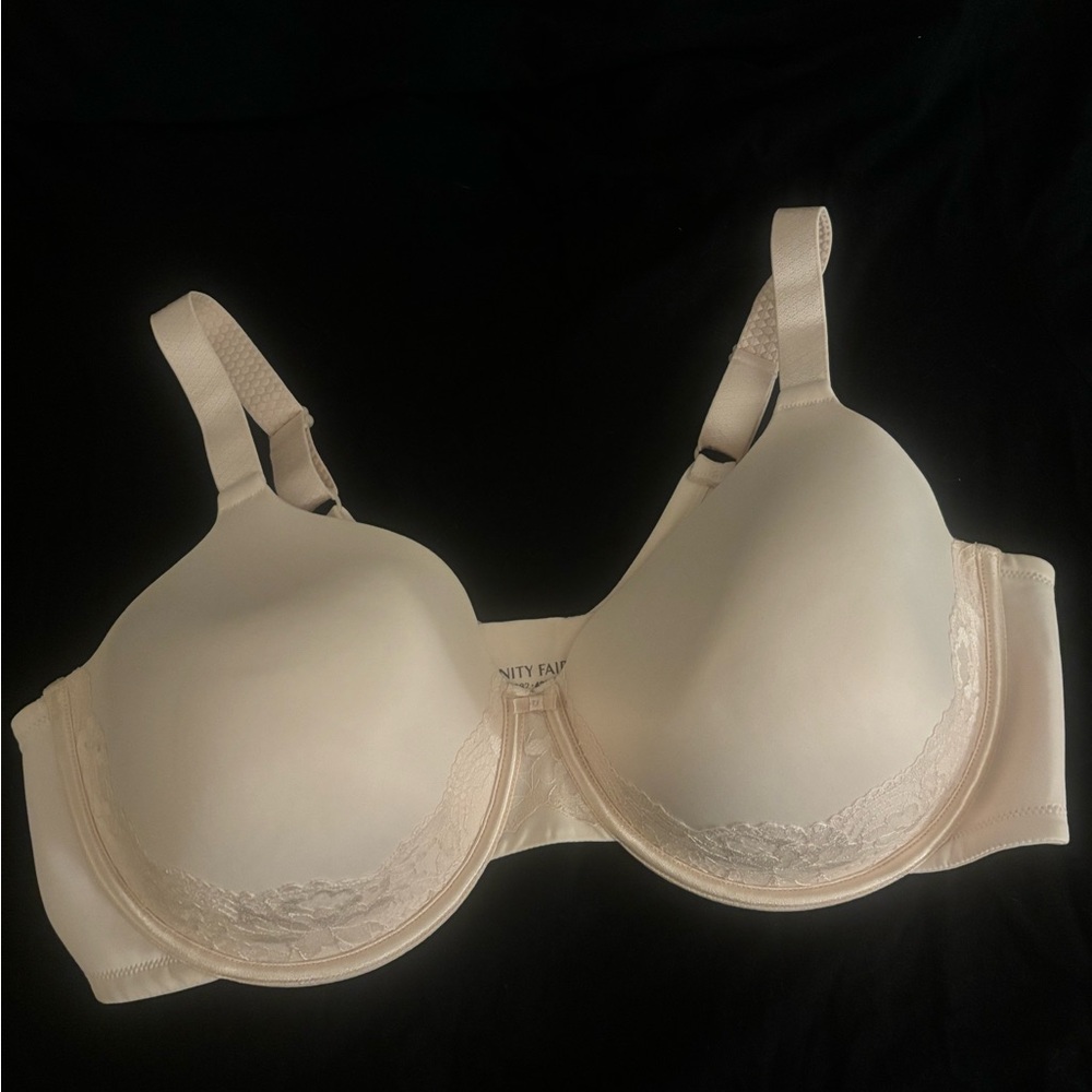 Vanity Fair Cream Bra